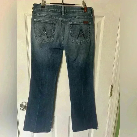 7 for all Mankind Bootcut Jean A-pocket style size 28. Denim. - Picture 6 of 16